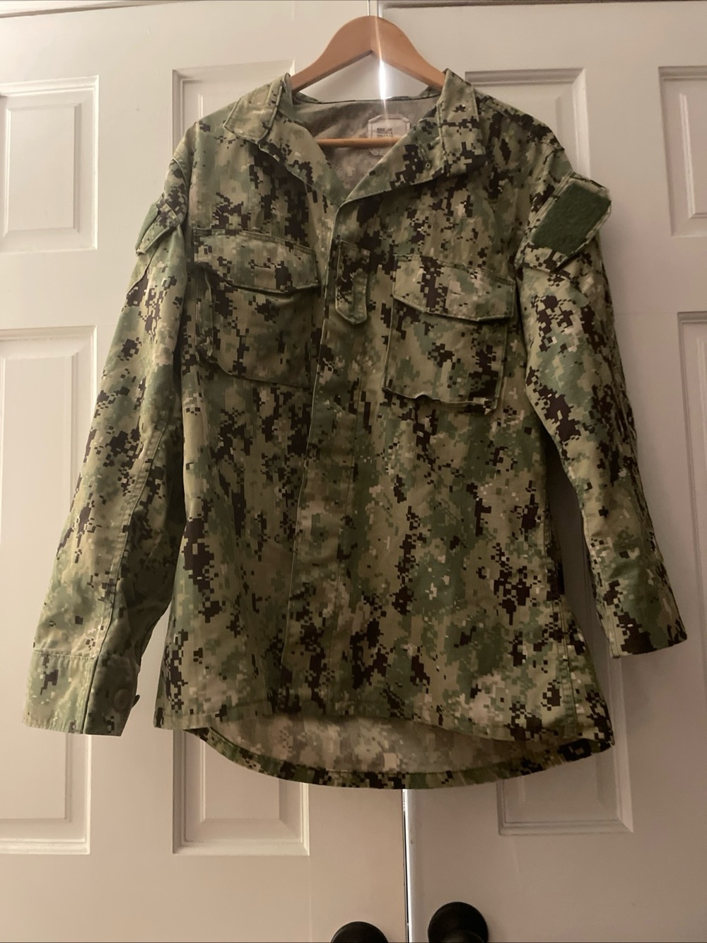 USGI USN NWU Type III Shirt MEDIUM/LONG 8405-01-574-0525 Military Shirt‎